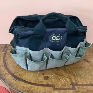 CLC  25 Pockets Pouch Tool Bag Box Tote Top Zip Closure  17” X 10” X  9”